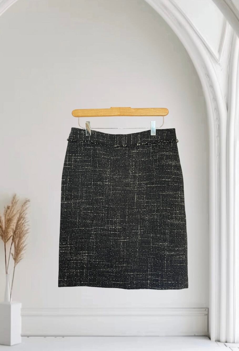 Ann Taylor Black Wool Blend Pencil Skirt Career Work Size 4